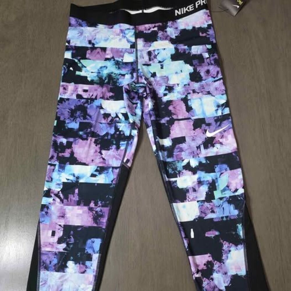 Nike Pro Dri-FIT Floral Print Capri Leggings Size XL